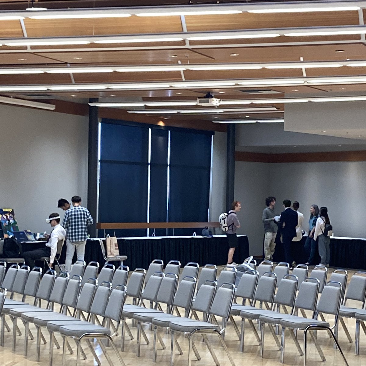 Av3rill's tweet photo. Setting up for IDEA-X! Lots of nervous energy in the room! @LangleySchools @SD35Foundation https://t.co/QFpQgczgCK