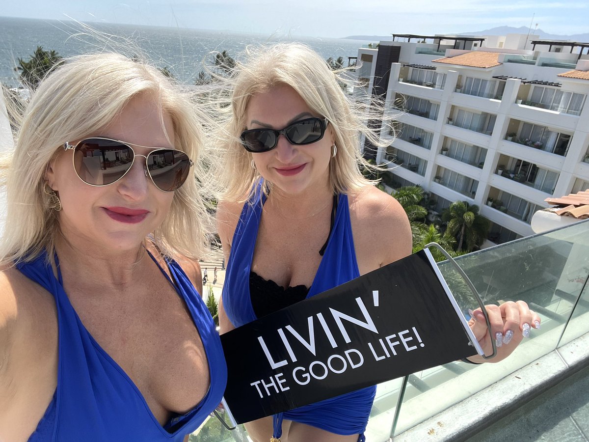 schneidertwins's tweet photo. We are back at one one our favorite resorts!! #clubseacret #twins #viptravelclub https://t.co/QO1Ay4JXJS
