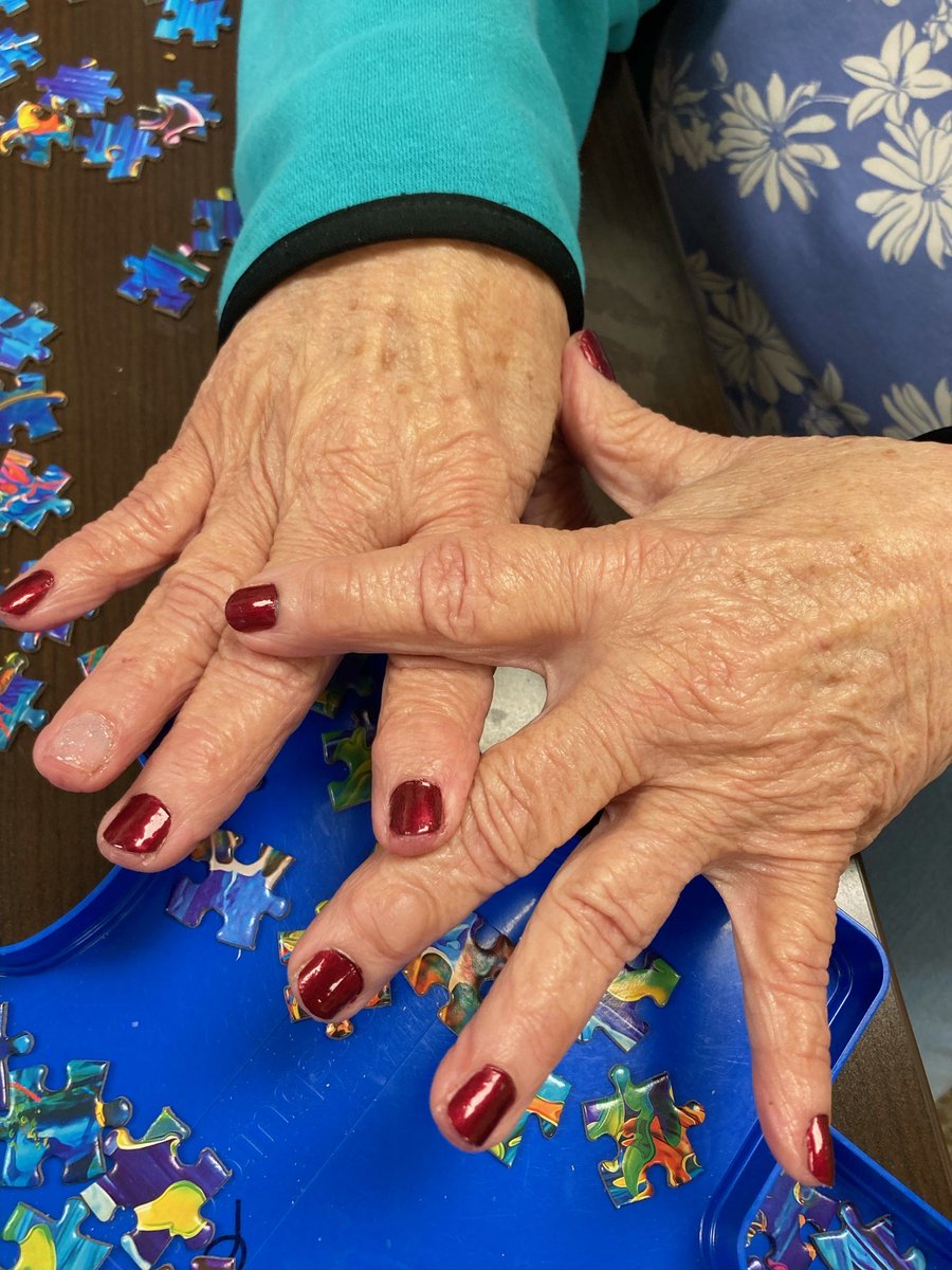 StCharlesHC's tweet photo. To bring a little cheer to an otherwise rainy, gray day, a little pampering is just what the doctor ordered! 💅🏼 🌧️ How lovely, ladies!
#whyitrilogy #fancynails https://t.co/iBmP6lGrZB