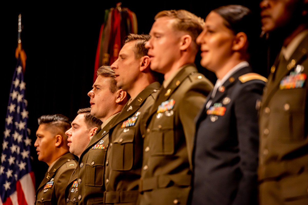 MethodistU's tweet image. A day to remember 🇺🇸

Family and friends recently pinned the newest class of Methodist University #ROTC graduates that made the transition from Cadet to Second Lieutenant for the @USArmy 🫡