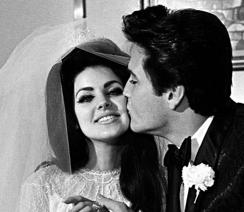     Happy birthday Priscilla Presley( 78)  