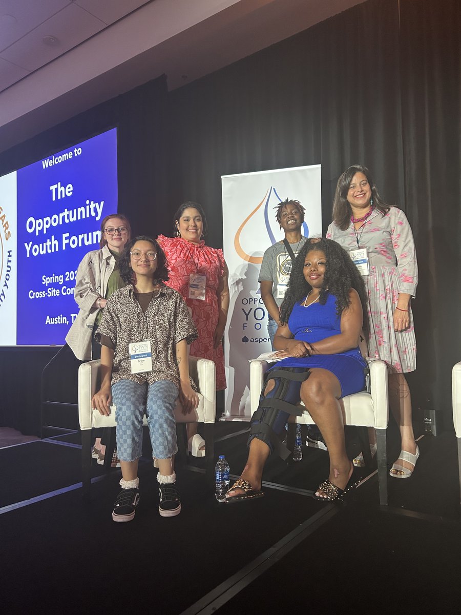 TNOYS's tweet photo. Today, TNOYS staff and Texas Emerging Leaders Board members are in Austin for the Opportunity Youth Forum Convening! We're grateful to join @AspenFCS and statewide and national partners to ensure all young people can achieve their personal goals and thrive into adulthood. https://t.co/xf6jiqT0HR