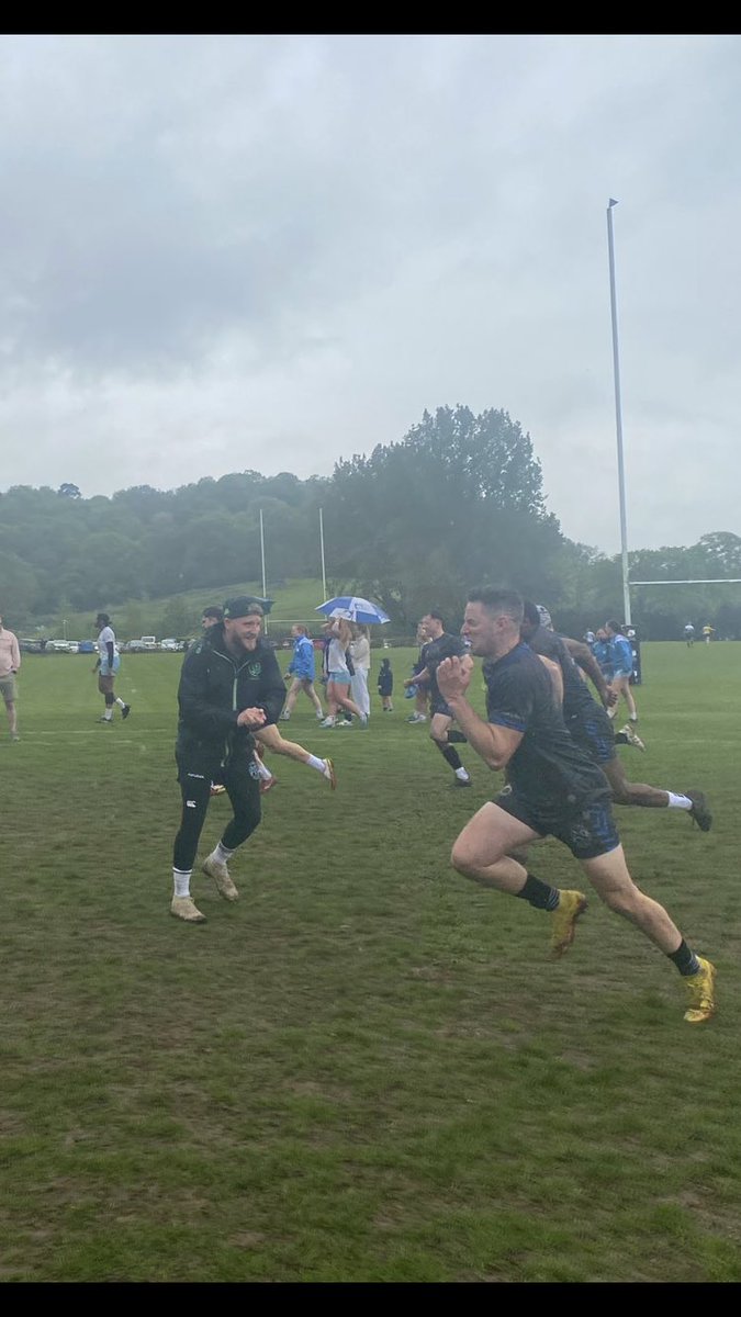 Tom Hicks tweet media