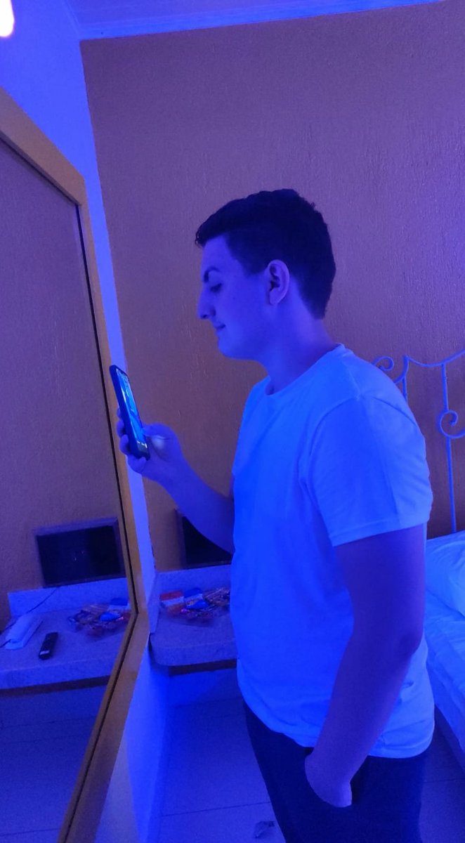 okennyfranco's tweet photo. uma foto sua que outra pessoa tirou https://t.co/FPtiIjq9lk