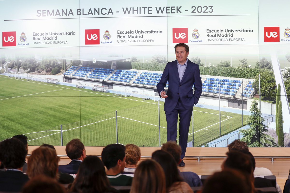 jvictoralfaro's tweet photo. Ha sido un placer volver a participar como ponente en la #WhiteWeek de la @RealMadridUE contando la historia de @Podoactiva y nuestro trabajo en el @realmadrid . Muchas gracias a Emilio Butragueño por la invitación y a todos los asistentes por su interés. https://t.co/uDKiOXv63L