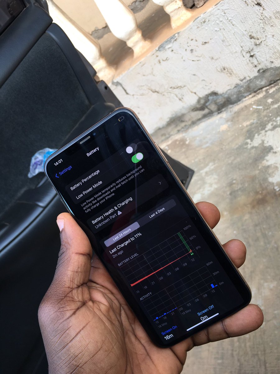 Royal_priestly's tweet photo. Neat 
True tone 
Face Id 
265gb 
BH is unknown! 
Chip unlock!

210k…. Send me a dm https://t.co/HiL70BwlFV