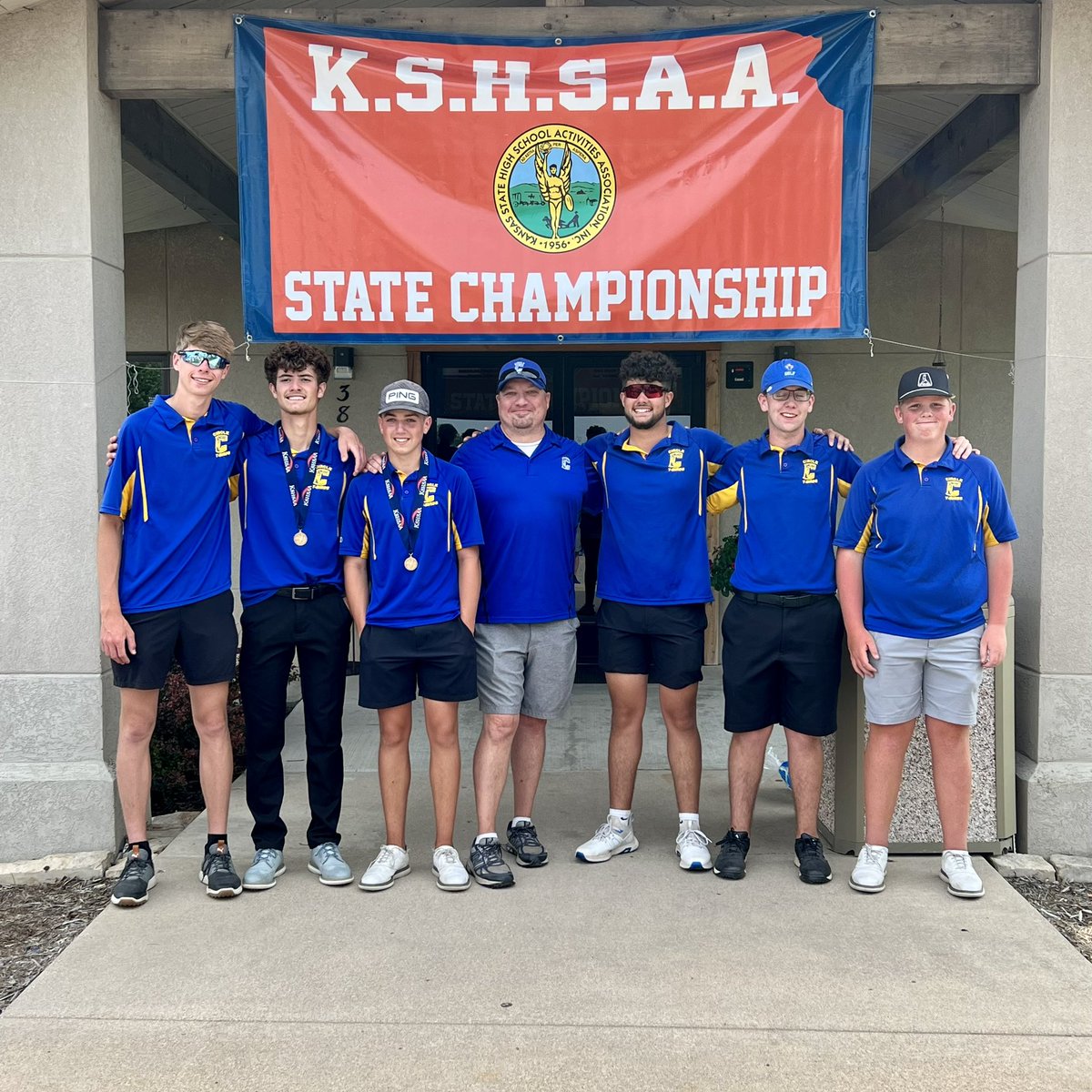 Congratulations to the Circle men’s golf team! 4th as a team! Conner Chadwell - 16th and Anderson Helmer - 4A State Champion! <a href="/CircleTBird/">CHS Activities</a>