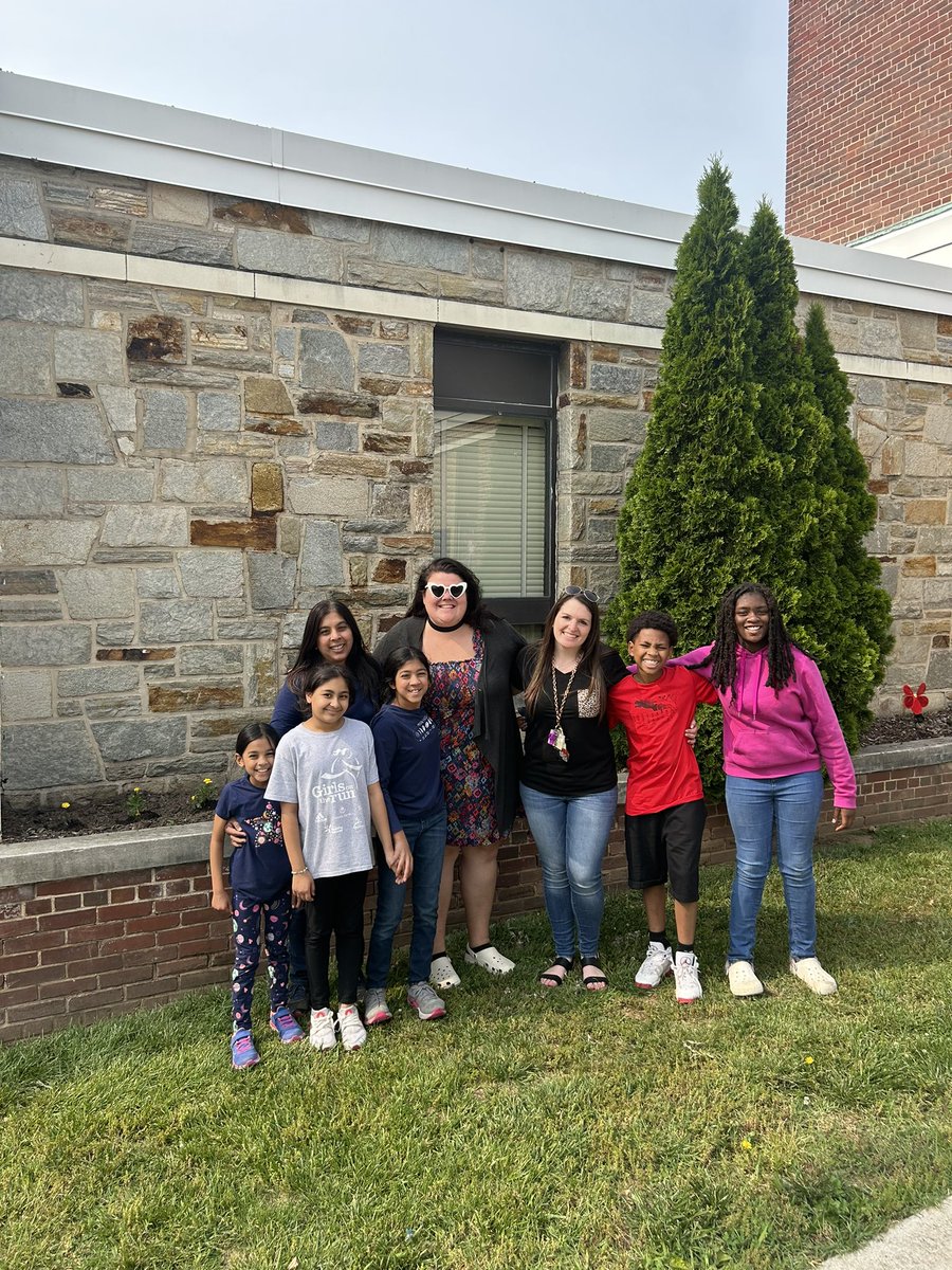 The Kind-Hearted Crew tweet media