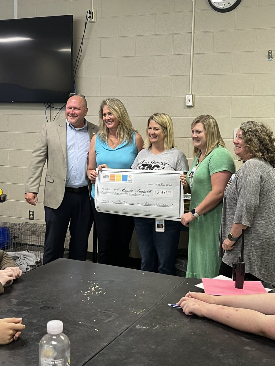 We are so proud of Mrs. Happoldt! She was awarded funding for her flexible seating grant today! #allinBCPS #ignitelearningBCPS