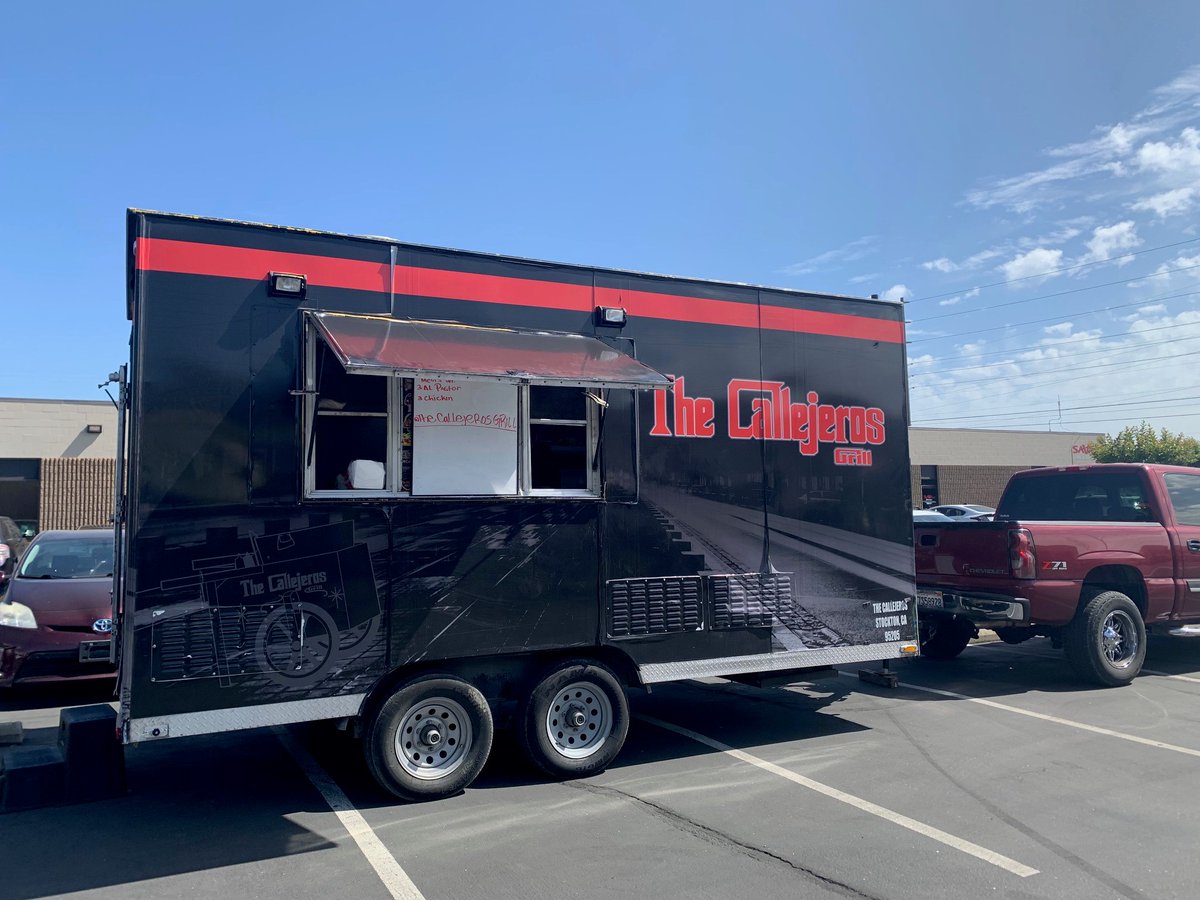 SAVA_Charter's tweet image. SAVA Power Inn had a blast celebrating our seniors today! Let&apos;s go class of 2023! #savacharter #gcccharters #graduatingclassof2023 #seniors #loveteachguide @gcc_charters @nashandproper @smoothiepatrol @thecallejerosgrill