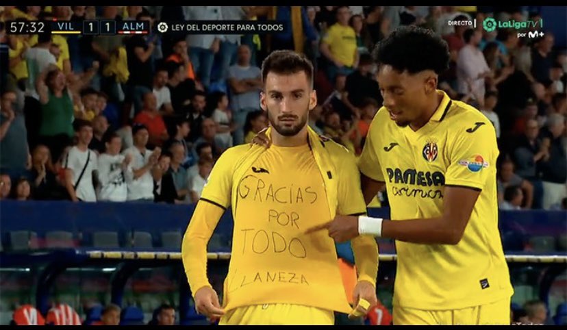FranBlaugrana2's tweet photo. -Alex Baena: Homenajear a un recientemente fallecido,no le quitan la tarjeta roja

-Marcos Acuña: Expulsado por perder tiempo y se perdería la final de la Europa League,no le quitan la tarjeta roja

-Vinicius JR: Expulsado por pegarle un tortazo al rival y mandar a la afición rival y banquillo a segunda,si le quitan la tarjeta roja

LAMENTABLE!!
