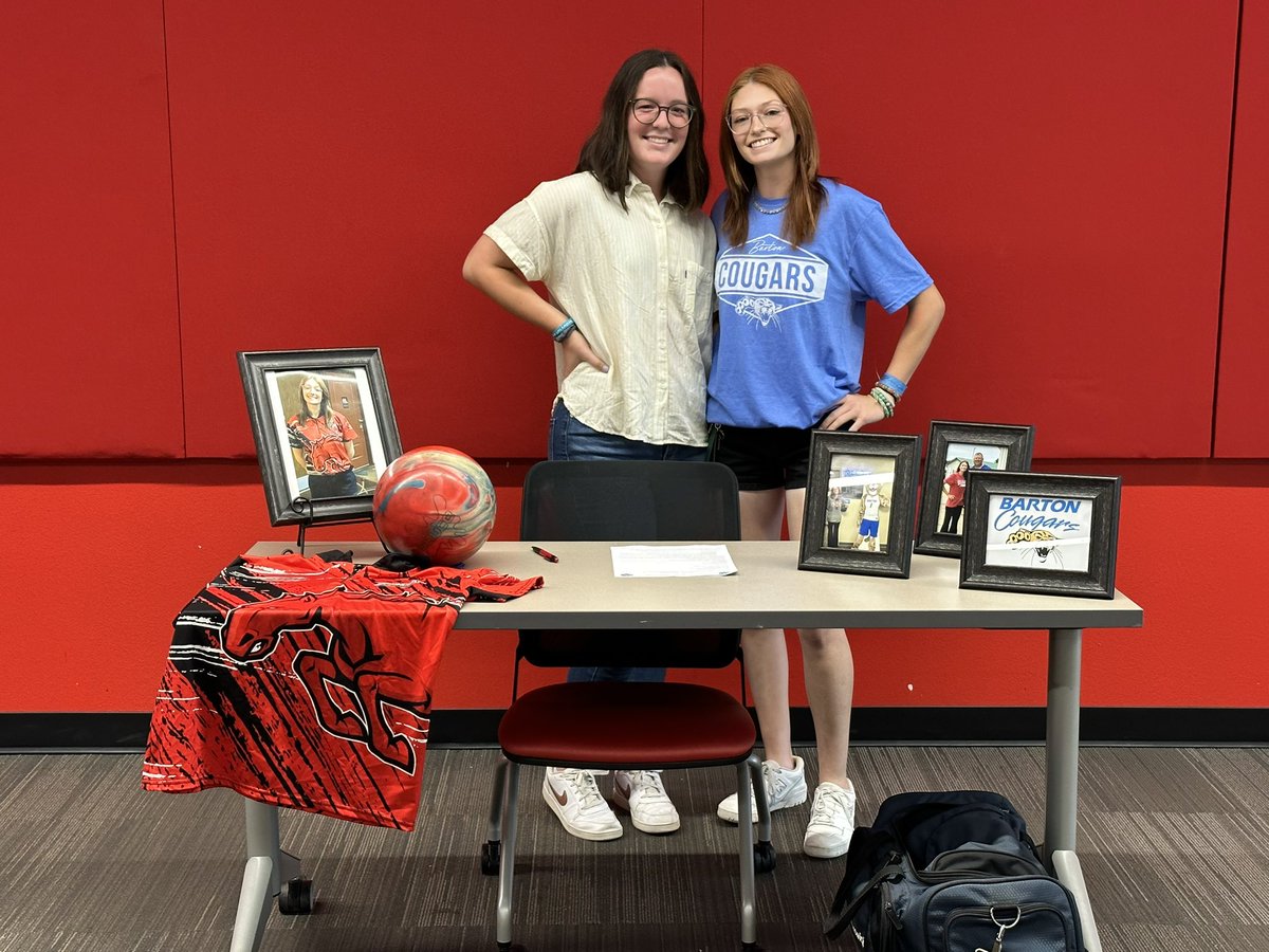 MoeKolanek_2023's tweet photo. It’s official!!!! Signed my letter of intent to Bowl @BartonSports @BartonCC today!  Thank you everyone who has supported me these last 4 years (@FullCountjj) and made it out to celebrate with me 🫶🏼 #rollcougs 
@rose_gloria2 @RushingAshlyn @laurenbeckham6 @lucyeb05 https://t.co/yRDslNS1ya