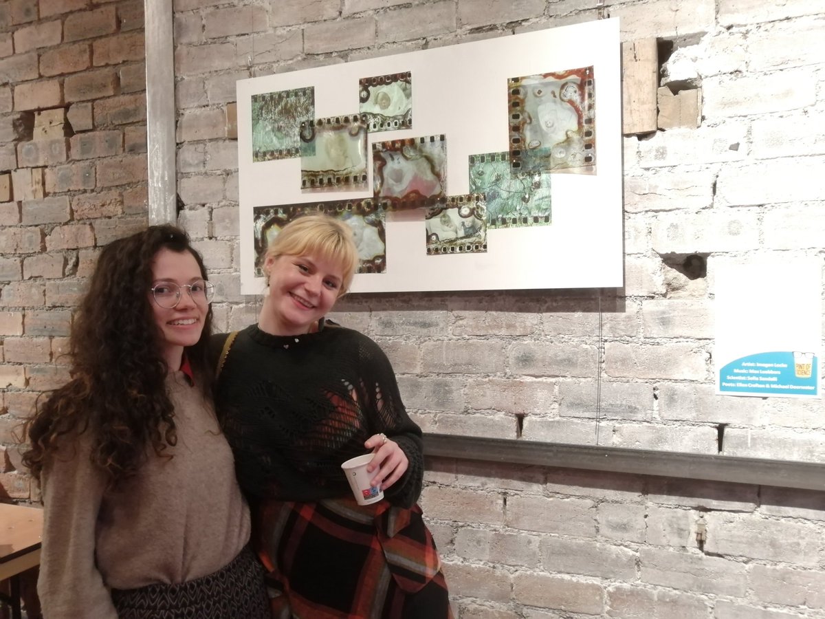 Yet another very interesting night learning about bacteria and gut with the fab <a href="/SofiaSandalli/">Sofia Sandalli</a> and Imogen Hero - merging science, filming and poetry! Creative Reactions it's always my favourite 🤩 Well done to all the artists/scientists in Glasgow tonight #pint23!