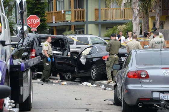 RealJoeyConfrey's tweet photo. 9 years ago today, the Isla Vista Massacre took place in Isla Vista, California. 7 people lost their lives including the perpetrator, Elliot Rodger. #IslaVista #9yearsLater #RIPVictims
May 23, 2014.
Aftermath photos: https://t.co/jpHXbC43JI