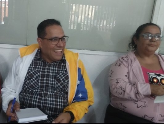 SanJuanPSUV's tweet photo. Desde la casa del partido en la 8va. Reunión ordinaria hoy con el acompañamiento de nuestro camarada  @aleman72psuv por la dirección del @PARTIDOPSUVCCS 
#organizarunirysumarparatriunfar
#SistemaNacionalDeIngreso @gestionperfecta @NicolasMaduro @JorgeMarquezUCV @orgpsuvsanjuan https://t.co/QfMi3wzyBY