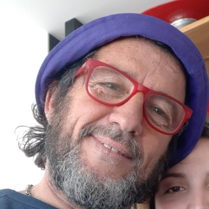 weird0benza's tweet photo. cadena de oración por mi abuelita https://t.co/rAiiH8dxsh
