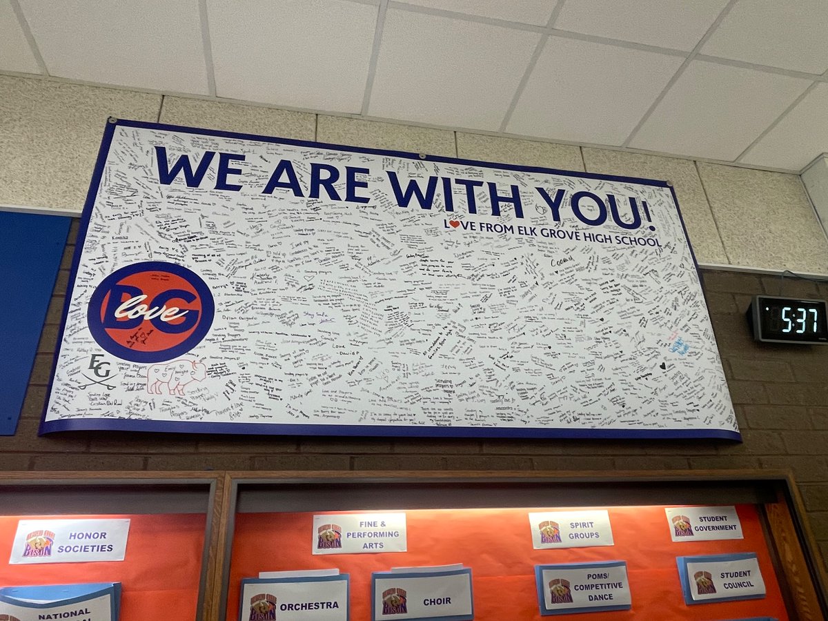 Khayyata28's tweet photo. An incredible show of support for our @BG_Bison family during this time from other @District214 schools. Thank you @KnightsofPHS and @elkgrove_hs! @FrankMirandola @MsRandallEGHS #oneBG #BGLove https://t.co/b3Sx9VF6Qs