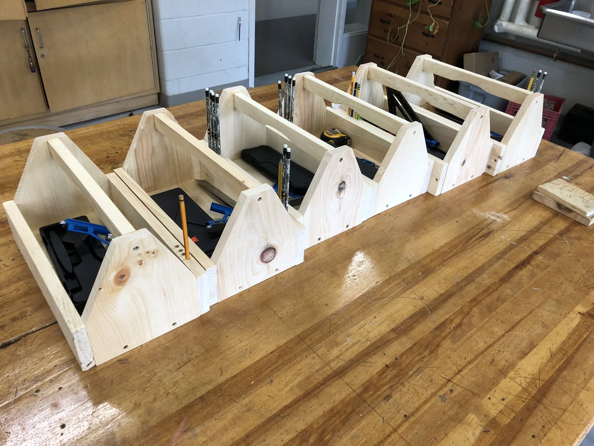 Big Blue Builds tweet media