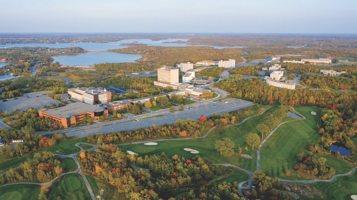 HarquailES's tweet photo. GAC-MAC-SGA 2023 officially starts May 24. We are welcoming more than 500 geoscientists on @LaurentianU campus 🇨🇦!

Geoscience communicators https://t.co/nS6Q8zqibF &amp; @geobeck are here too, showing cool #rocks of @GreaterSudbury!

#gacmacsga2023 #geology #earthsciences #minerals https://t.co/IUNkLldh5n