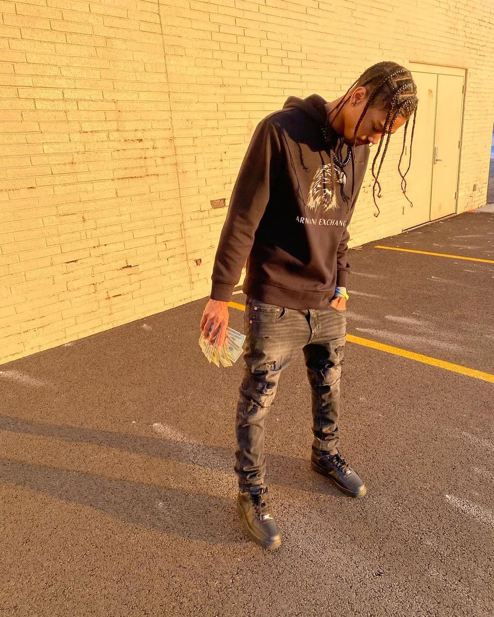 LoadingMagazine's tweet image. Cleveland&apos;s Hip-Hop Scene Ignited by Saint Rose&apos;s Inspirational Anthem: &quot;Scratching The Surface&quot;

[@SaintRoseWorld]

loadingmag.com/clevelands-hip…