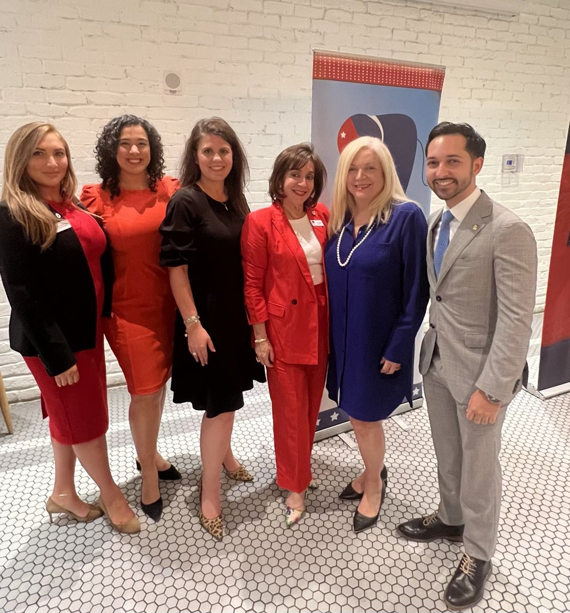 alinagarcia's tweet image. Grateful to the @wrcmf for hosting their 2023 #floridalegislativesession review. 

Proud to have been able to pass important legislation that expanded DROP and childhood music education. 🎶 📚 

Always an honor to represent District 115 and South Florida with @DadeDelegation 🇺🇸