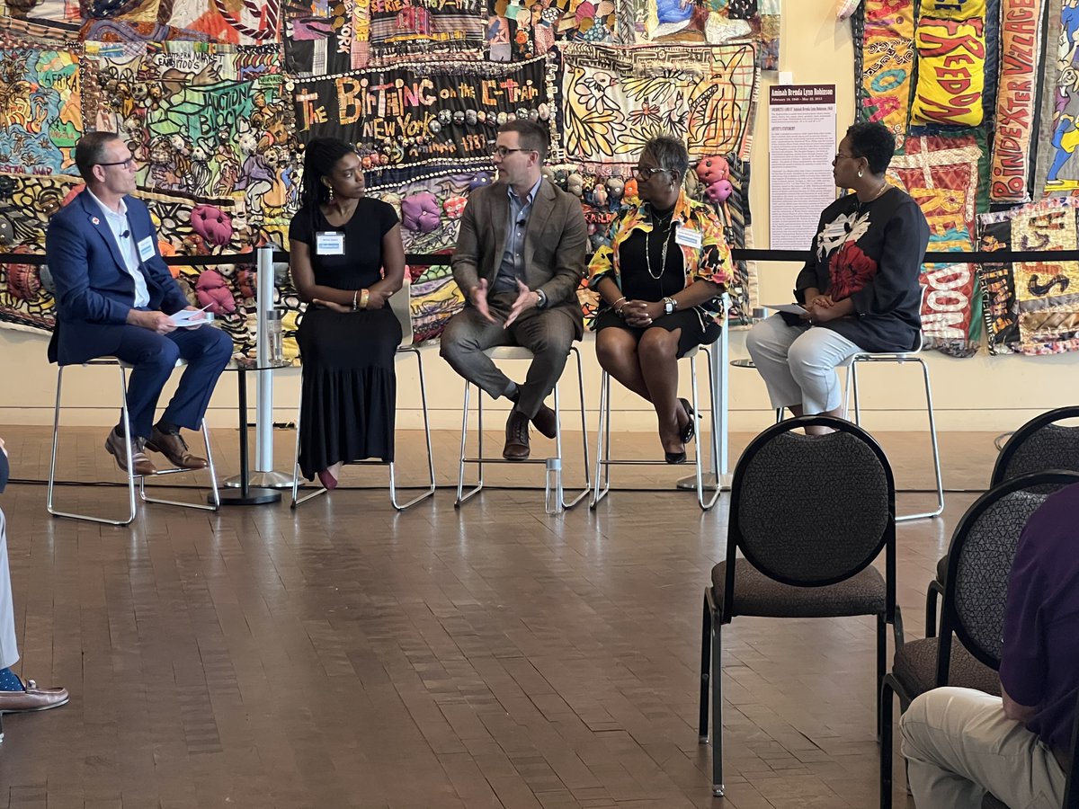 CincinnatiPort's tweet image. Thank you @RedCross for inviting us to take part in the Resilient Community Project! We appreciate the opportunity to cultivate dialogue on the positive change in home safety, health status, and quality of life that we can create for our region.