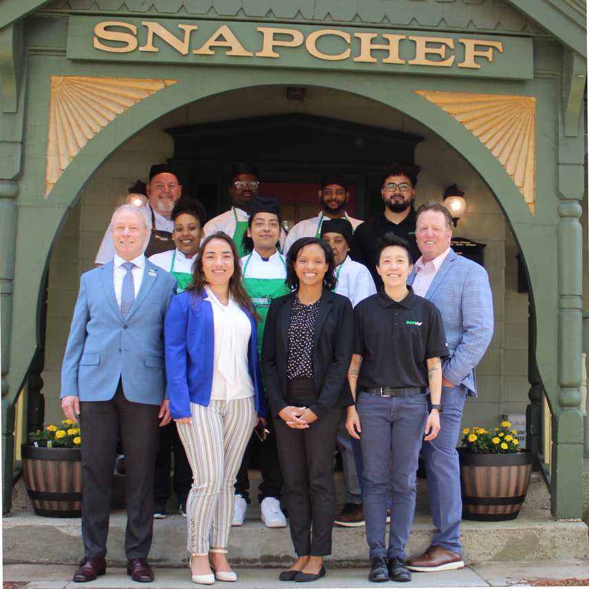 Snapchef's tweet photo. Thank you Secretary @lojones7383, @MassLWD for visiting our Dorchester office. Glad to have meaningful conversions about the community and workforce development.

#community #workforcedevelopment #culinarytraining #Snapchef https://t.co/DAxV3MWpzn