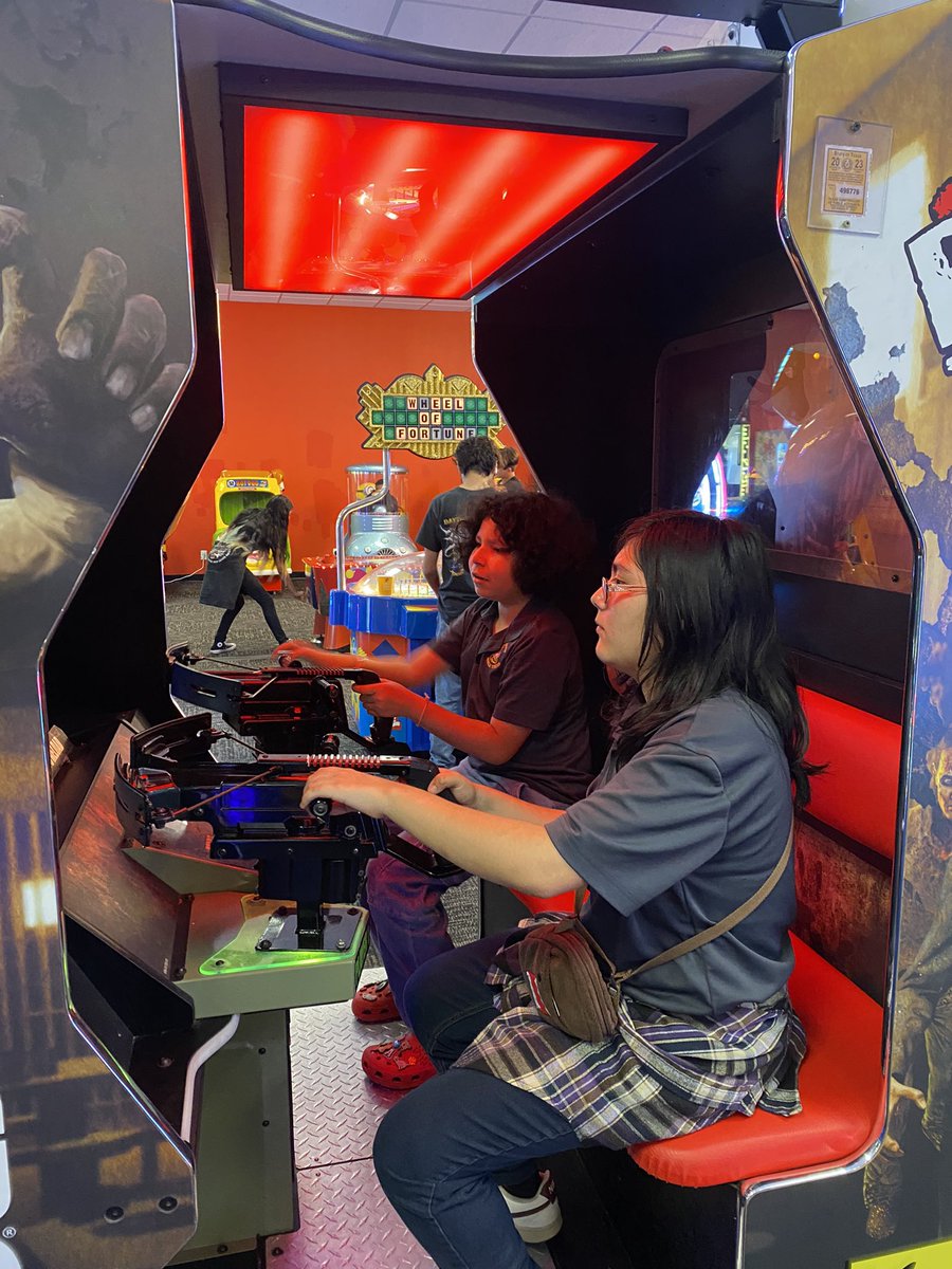 Travis Orchestra tweet media