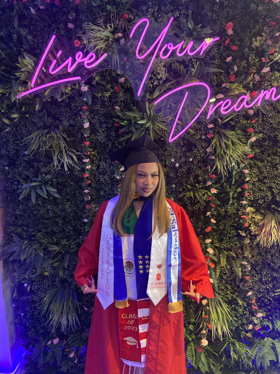 DIVINE2YOU's tweet photo. graduated this weekend ❤️ #firstgen https://t.co/XL68plguTu