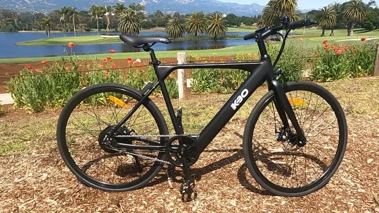 KBOBIKE's tweet photo. Guys, can you tell if this is Hurricane 1.0 or Hurricane 2.0? 👀
(📷: Omar Avendano)

#kbobike #ebike #biker #lifestyle #bikers #bike #lifestyle #electricbicycle #urbanmobility #Kbobike #commuterbike #ebikelife #ebike #electricbikes #commutebybike #electricvehicles #urbanbike https://t.co/1iyO28uwvb