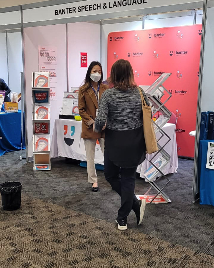 BanterSpeech's tweet image. Loving chatting w #slpeeps #SLP2B before the start of Day 3 #SPAConf. Last day to swing by our booth for a FREE resource &amp;amp; to chat about our Banter Speech Workbook Collection! Designed for busy #SLP. Low Prep. Sequenced. High Quality. Low Cost #orallanguage #earlyreading #writing