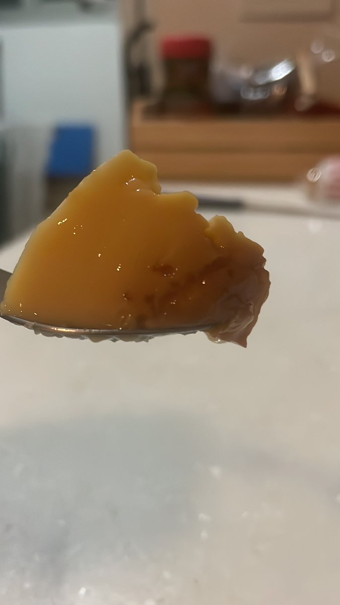 fabiolucindo's tweet image. Poucas coisas são mais reconfortantes que um pudim. #pudim