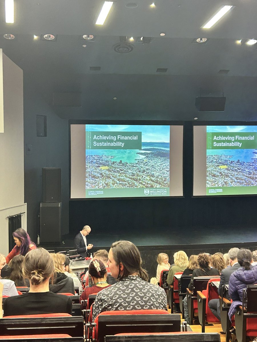 #BREAKING Victoria University of Wellington have just announced over 200 jobs could be at risk following a projected $33M deficit this year