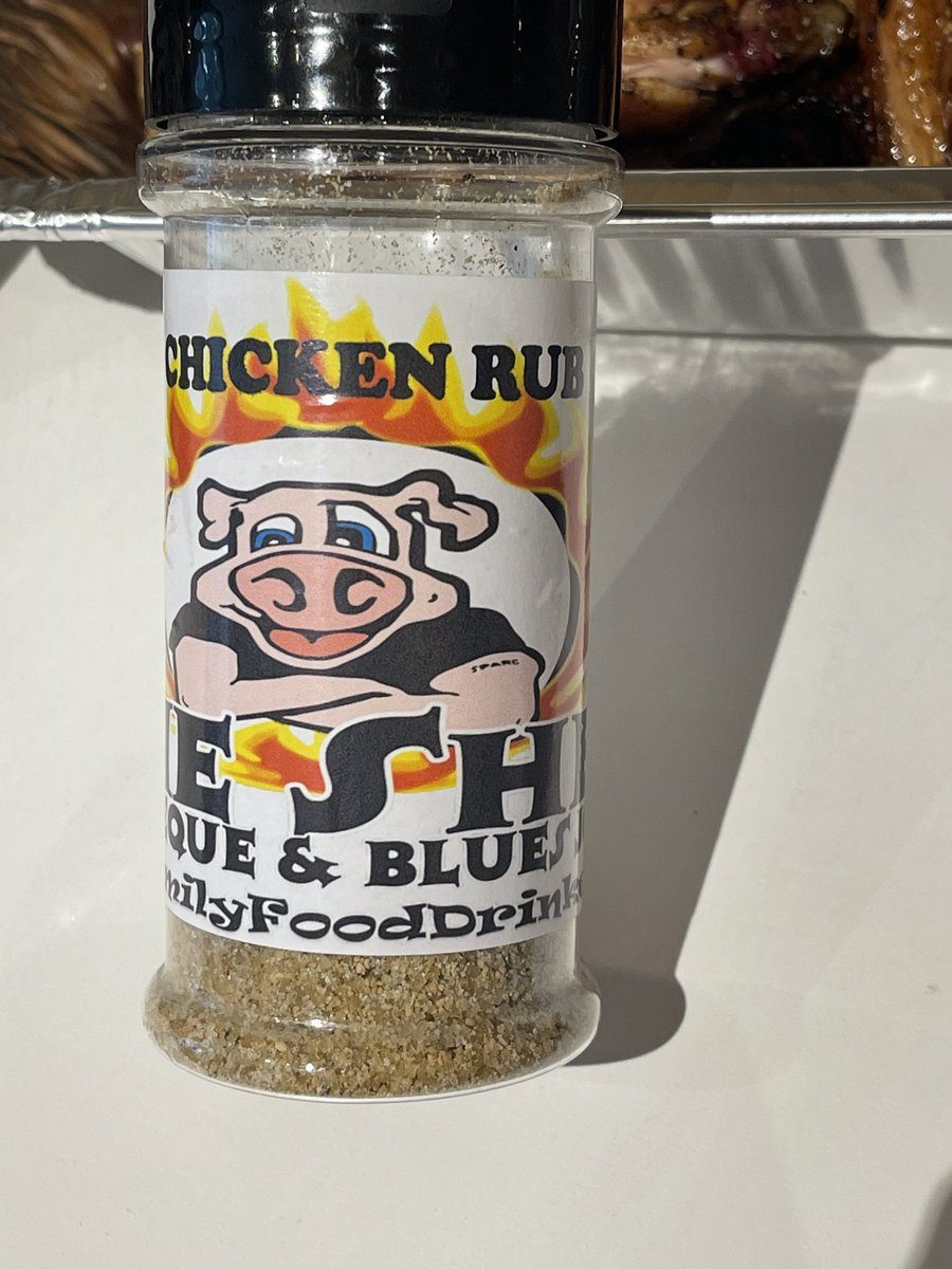 jeep7448's tweet photo. @TheShedBBQ super stoked to try the chicken rub and these sauces on my wing I just wiped up on @BigGreenEgg. Your place was AWESOME when I visited!!
#chickenrub
#sweetspicy
#Mississippi gold
#southernsweet
#sweettangy
#turfheadgrillers
@GCImagazine https://t.co/stGbxoW0bR