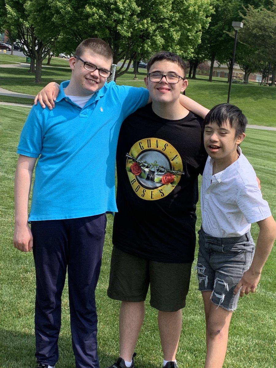 MStolnis's tweet photo. “I scream, you scream, we all scream for ice cream!!!” — the Maggie Moos truck was the perfect way to celebrate an awesome school year during our field day at West Goshen Park.  Student leaders from @bestbuddies joined in the fun as well🍦☀️ https://t.co/aBY68EX4wT