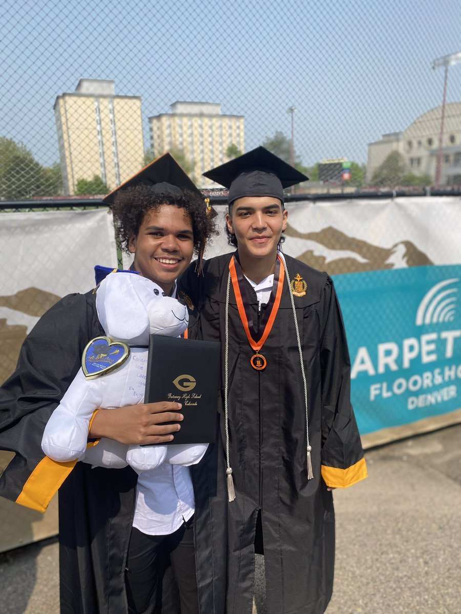 gateway_hoops's tweet photo. Definitely going to miss our guys. And what a great surprise to have @PerlazaSamuel11 back to walk the stage and Make history for his family!! #Olys #Fam https://t.co/McHCiiBEJz