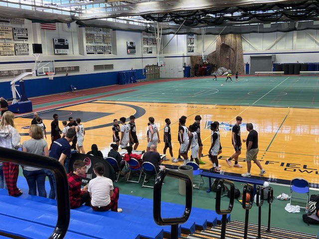 nextupbasketba2's tweet photo. NextUp 8th Grade at @BasketBullhoops Hall of Fame Spring Classic. #jrhoophall #eastbay https://t.co/EQPcTYpzLL