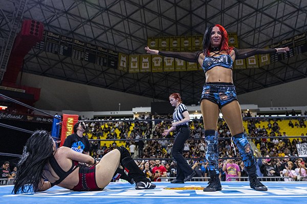 TruHeelSP3's tweet photo. My star ratings for 5/15-5/21/23
Despy/Akira #NJPW #BOSJ30 Day 8
⭐⭐⭐⭐3/4
Ospreay/Tanahashi #njresurgence
⭐⭐⭐⭐1/2
Willow/Mercedes #njresurgence
⭐⭐⭐⭐1/4
BCC & Shooter/CHAOS #njresurgence
⭐⭐⭐⭐1/4
Mercedes/Vaquer #njresurgence
⭐⭐⭐⭐1/4 https://t.co/MH02hljVD0