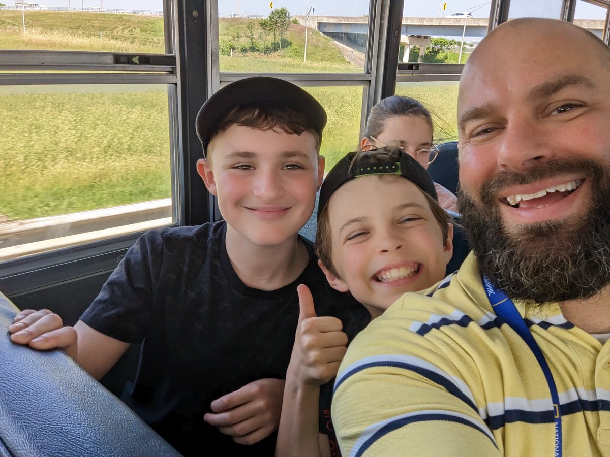 BeEfficacious's tweet photo. 5th grade field trip to Activate Games was so much fun... I really, really, really enjoy this group🥰 and it probably only has a LITTLE to do with getting to teach my son:) https://t.co/7zwrbqLc5s