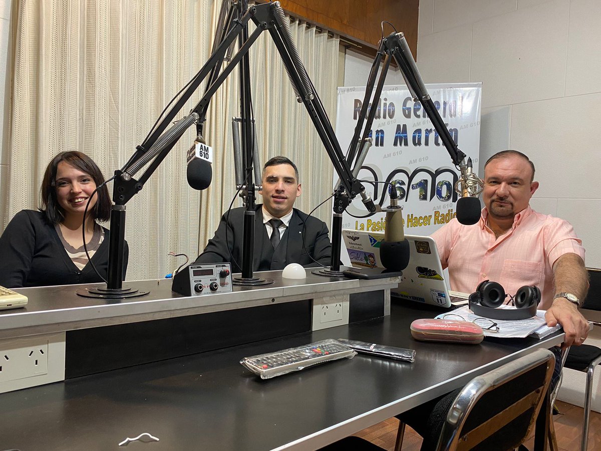 lulalinera's tweet photo. 📻🎤GRACIAS AM610, Marcelo Martínez por la entrevista del día de hoy! Basta de discursos y de ideologías, basta de quejas! Es hora de PROPUESTAS CONCRETAS. San Martin será Liberal! 🐍#Lucho2023 @Luchosaireok Intendente en San Martin!🇦🇷💙 https://t.co/V33erNlQsu