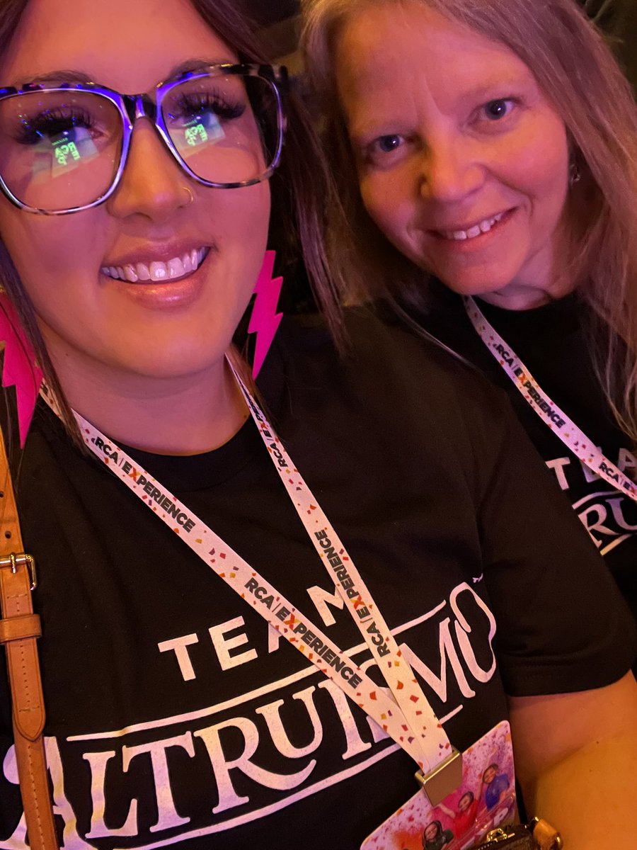 ShrevesSafari's tweet image. #RCAExpo was insanely inspiring! Love the #StudentDiscourse in and out of the classroom. #Altruismo Feel very honored to attend!