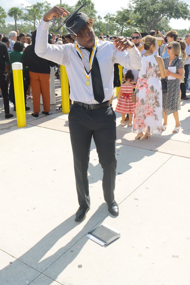 Bill Charles tweet media