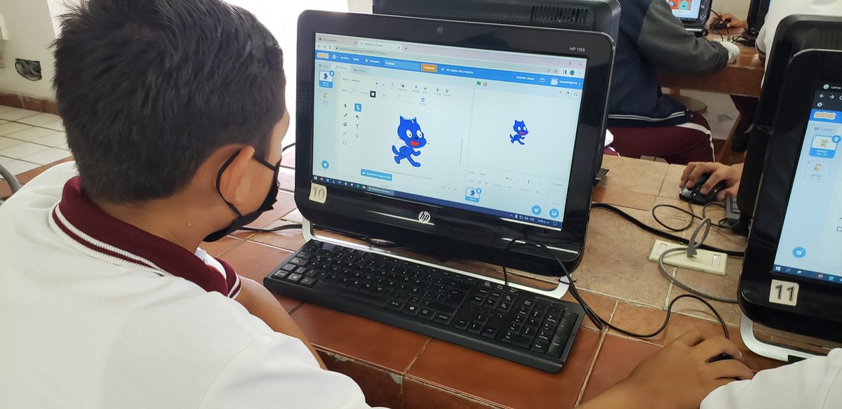 FundacionPenon's tweet photo. Los alumnos de secundaria participaron en el #ScratchDay 2023; un evento de programación a nivel mundial 😱
Descubre todos los detalles en el #BlogPeñón👉 https://t.co/ItV9MoeCY7

#FundaciónElPeñón #ProgramaciónParaNiños https://t.co/jQaPgPU4Bx