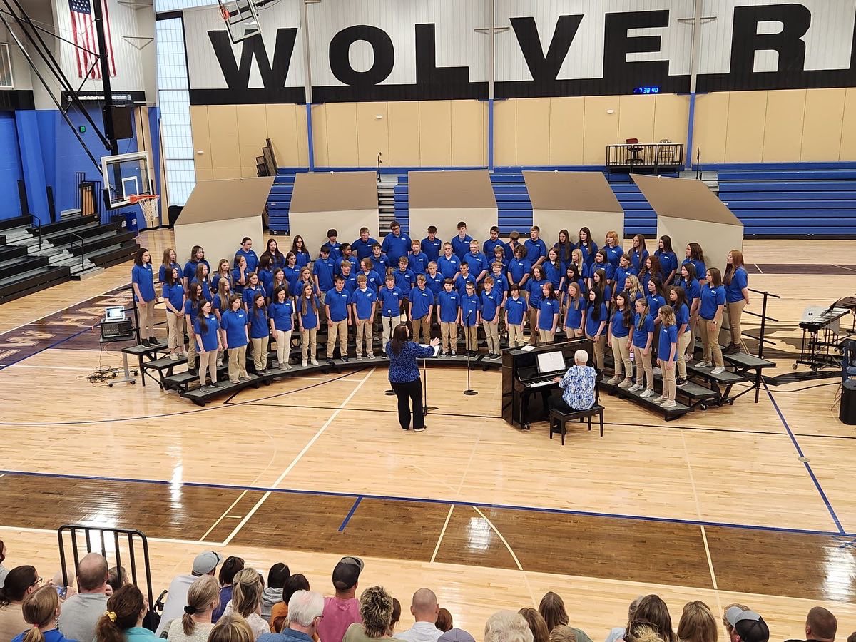 Super job tonight! Grades 6th-8th Spring Concert is in the books! #rollblue