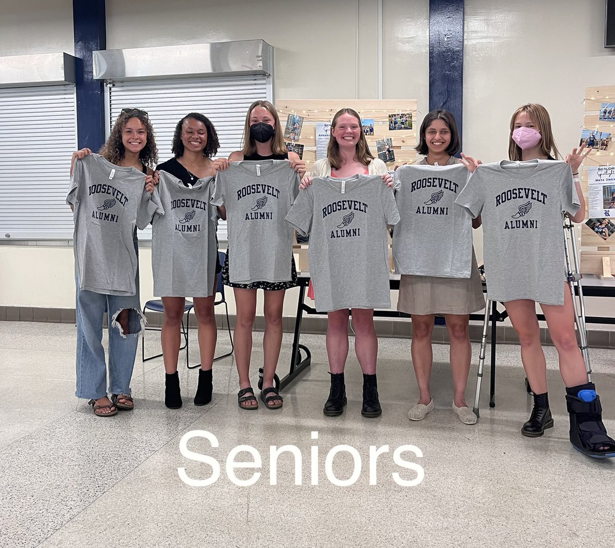 dmrhsgirlscc's tweet photo. CELEBRATE THE SEASON
Last night we celebrated the 2023 season. We said goodbye to some amazing seniors…Abi, Adrienne, AJ, Arri, Ivy, and Maya.   ♥️♥️♥️Good Luck!!  
The future looks good for the Riders!!
See you all in February.  #RiderExcellence https://t.co/i00dRMwtbW