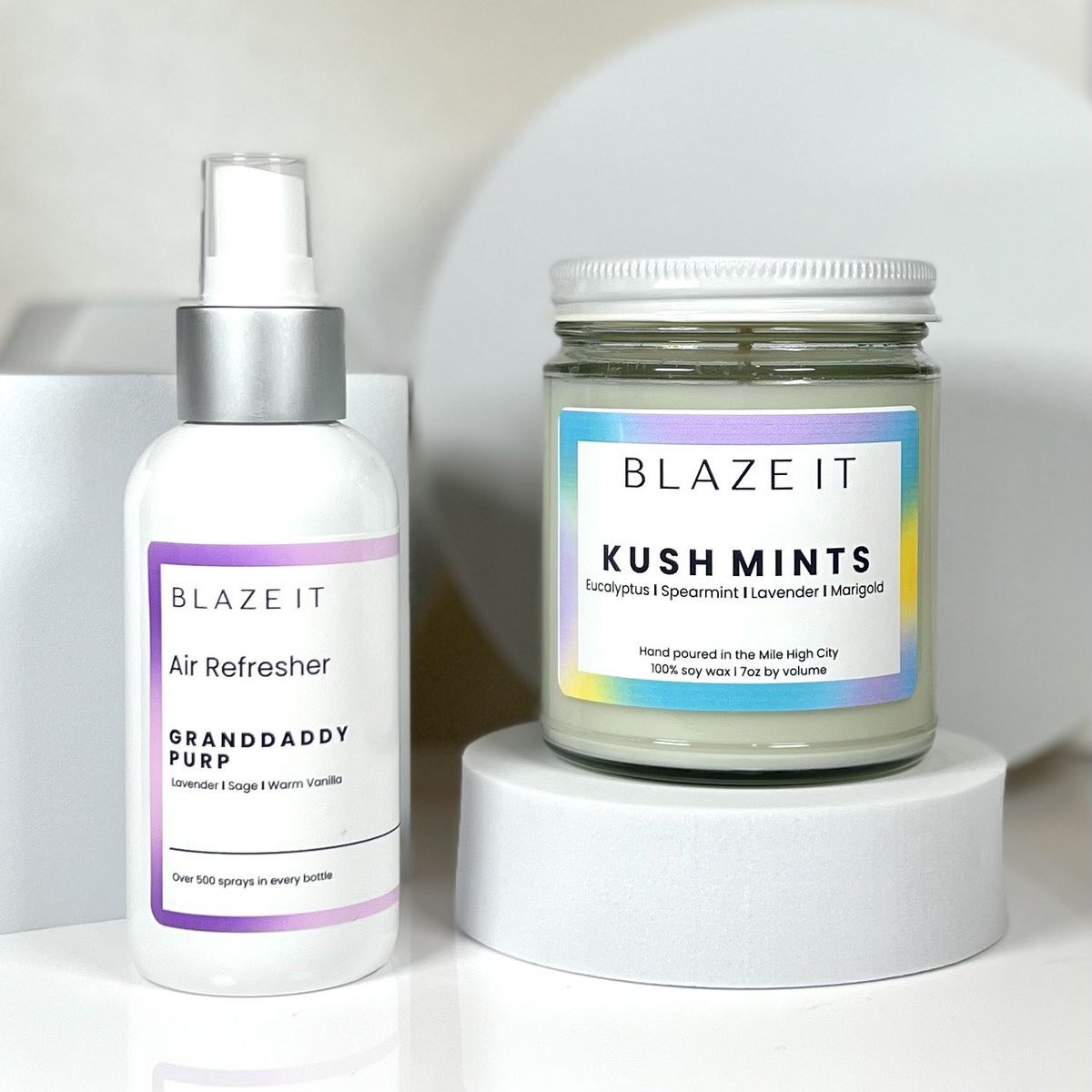 GIVEAWAY 🕯️

NEW Air Refreshers hit the site on Saturday so we’re giving one away to celebrate! ✨

Retweet or Like for a chance to win. Simple as that ☺️ 

Buy One, Get One 50% off candles this week. Stock up at a great price 💸

Ends Friday AM 5/26

Blazeitcandleco.com