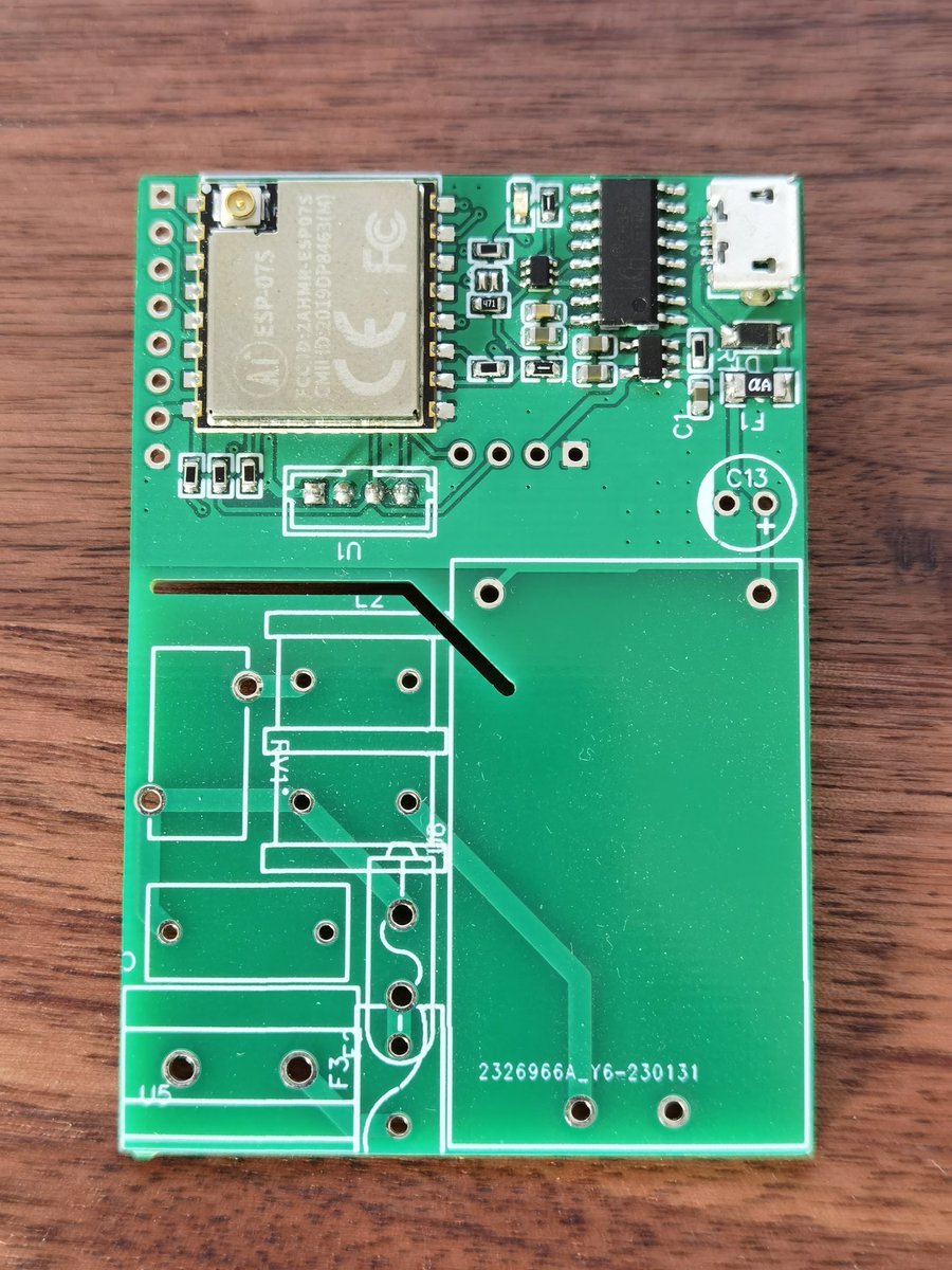 Obaidiaaa's tweet photo. إستخدام ESP-07S مع I2C و الربط مع AWS IoT Core، تحت التطوير. #IoT #AWSIoTCore #إنترنت_الأشياء https://t.co/HG0FFXz00e