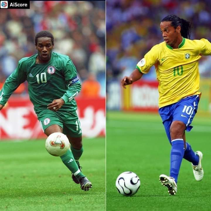 BolaGallery's tweet photo. SO GOOD THEY NAMED HIM TWICE( JAY-JAY)

Jay-Jay Okocha, known by his technique, creativity and dribbling skills,  is arguably the best Nigerian footballer ever, and one of the greatest from Africa. 

There is no such statistics in the world to show what a player he was! https://t.co/kKviVKjlR7