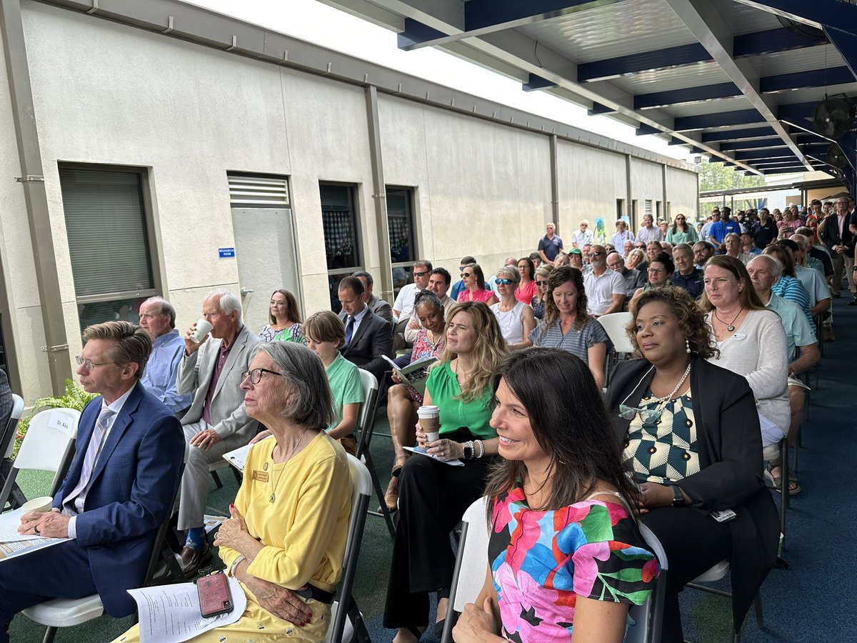 Eric Mackey tweet media