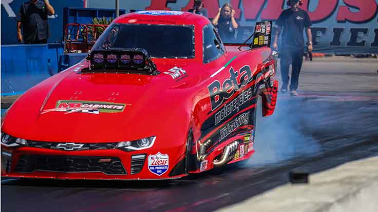 RacingProMedia's tweet photo. Maddi Gordon takes first steps to earn Top Alcohol Funny Car license
#NHRA | #TopAlcohol | #FunnyCar | #MaddiGordon
https://t.co/81yTthE3wD https://t.co/ouTvDUlMTz